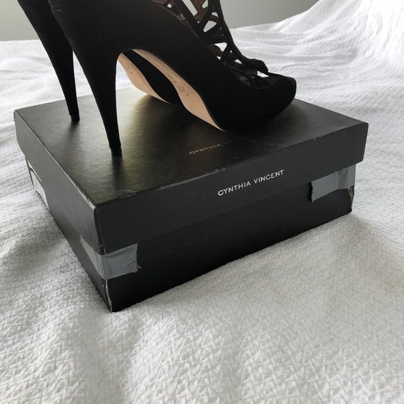 Cynthia Vincent Black Suede Heels - NWOT - Picture 5 of 8